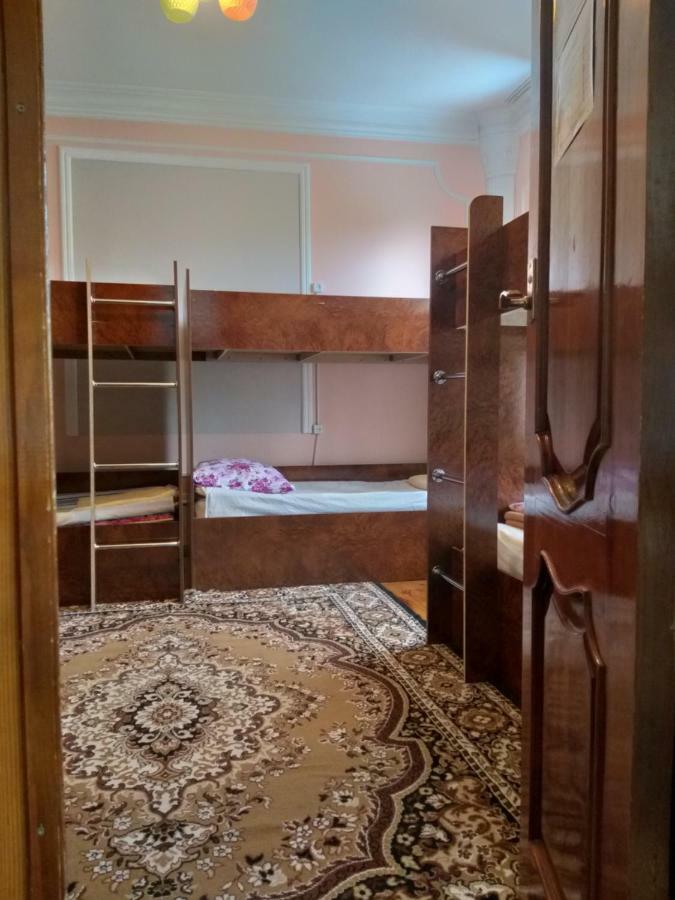 Shymhostle Hostel Shymkent Exterior photo
